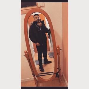 Meet your Posher, Julio